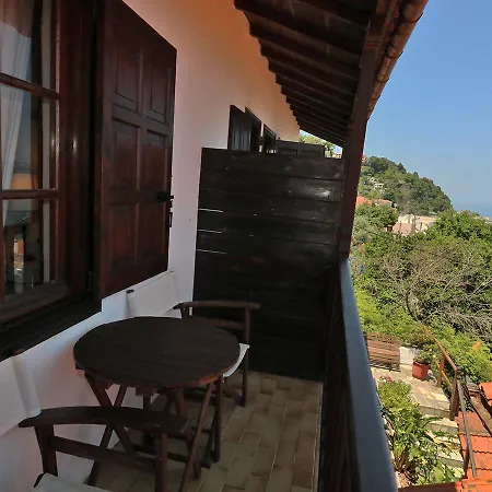 Boutique Kentrikon & Отель