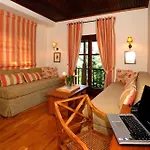 Hotel Boutique Kentrikon & 3*